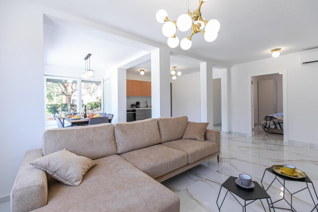 Apartman Suzi Pula Exterior foto